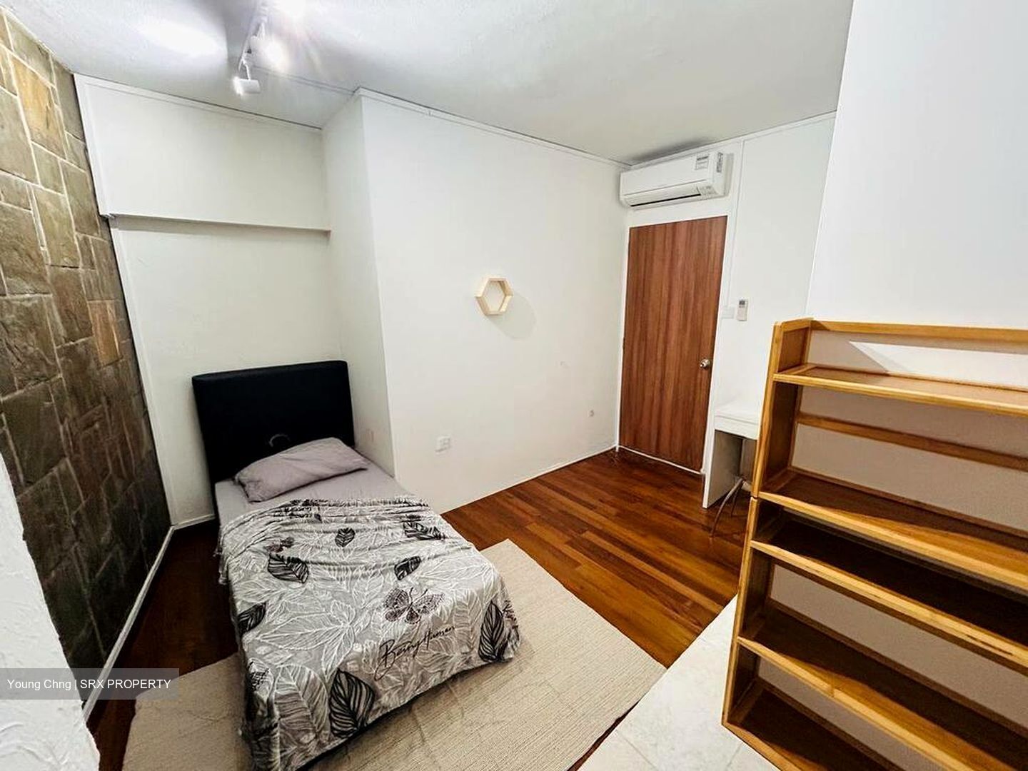 Pine Grove (D21), Condominium #526289551